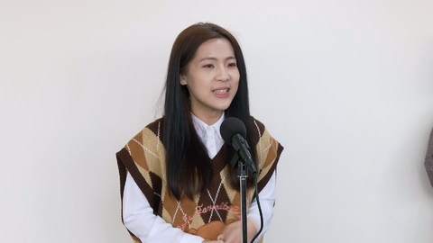 卓榮泰曬包機單據酸「能否報公帳」　徐巧芯嗆：我不是你媽