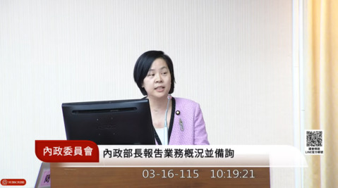 劉世芳拒絕上台！李貞秀對空氣質詢　怒轟內政部「只想政治鬥爭」