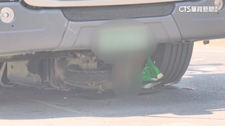 視線死角？　女外送員遭右轉曳引車撞　捲車底搶救不治