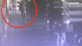 醫療險理賠談不攏　婦偕夫.姊到保險公司砸蛋噴漆