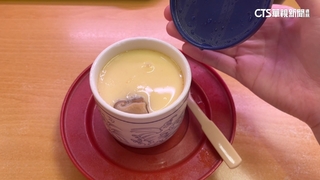 當圖書館？　客只點茶碗蒸坐壽司店「讀書」挨轟　業者無回應