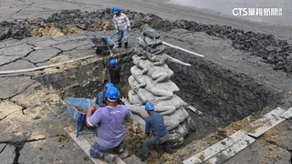水情吃緊！日月潭九蛙露臉　朝霧岸邊土驚見裂痕