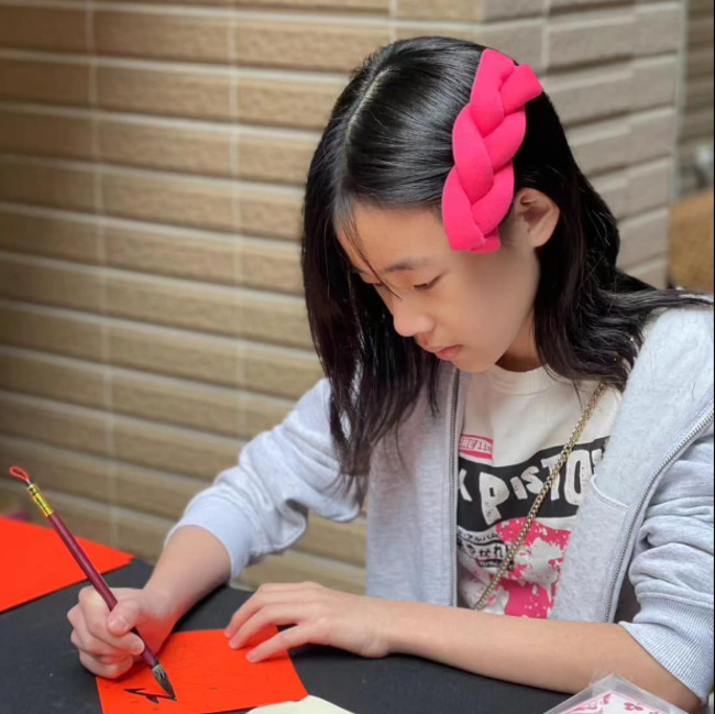 網曬小S嫩照釣出許老三　　1句話回擊酸民霸氣護姊 | 華視新聞