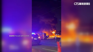 烈焰沖天！　屏東萬丹鄉加油站起火傳爆炸聲