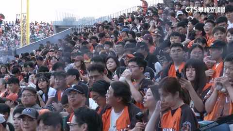 亞太攤商「重新招標」球迷怒　體育局：開幕戰係臨時招商