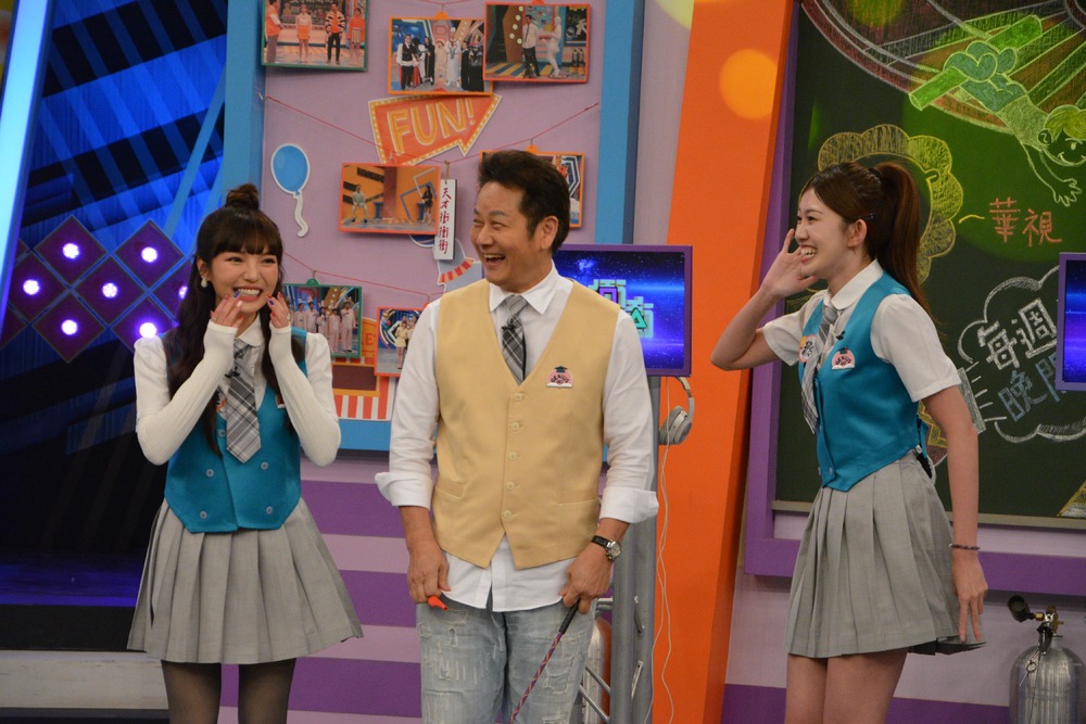 徐乃麟(中)頑皮在旁瘋狂干擾,讓紀欣伶(右)最後崩潰求饒:「我快不行了!」