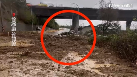 苗9線邊坡坍方悚埋車　駕駛頸椎骨裂爬出送醫