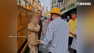 高雄停電釀衝突　女「砸台電工程車又辱警」　遭壓制送辦