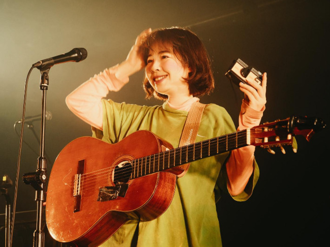 為專輯開嗆粉絲！林以樂道歉喊「情緒失控」　願主動退華語樂壇 | 華視新聞