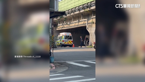 離奇! 23歲男突倒臥路中 駕駛疑「眩光」未察輾斃