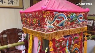 白沙屯進香「爐主媽」乘轎　46萬香燈腳見證「3尊同行」