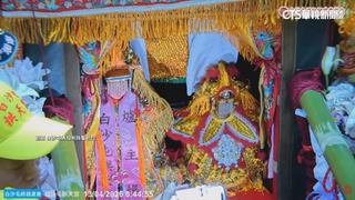 「粉紅超跑」出發！　首度「三媽合轎」　人潮擠爆如不夜城