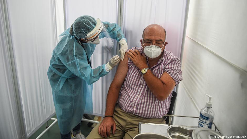 一受試者患病 秘魯暫停中國疫苗臨床試驗 | 華視新聞