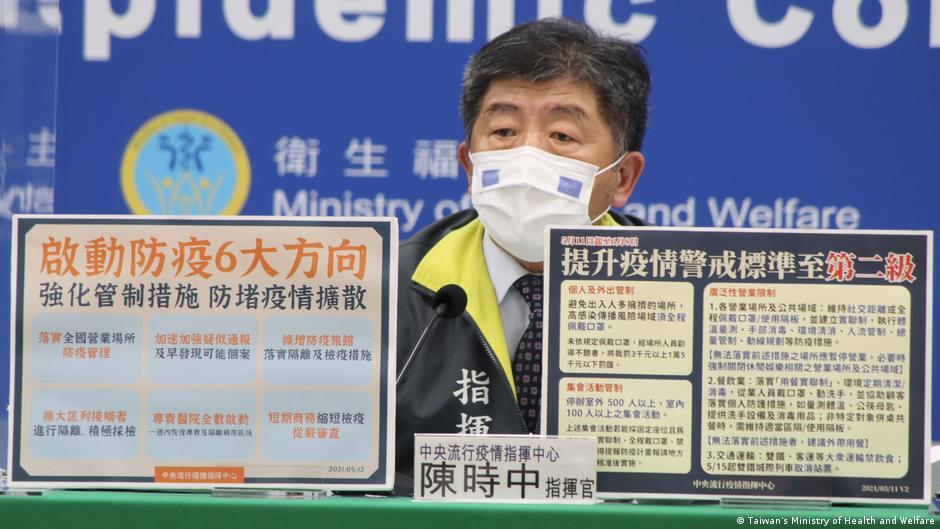 台灣社區感染激增 防疫優等生會否「破功」？ | 華視新聞