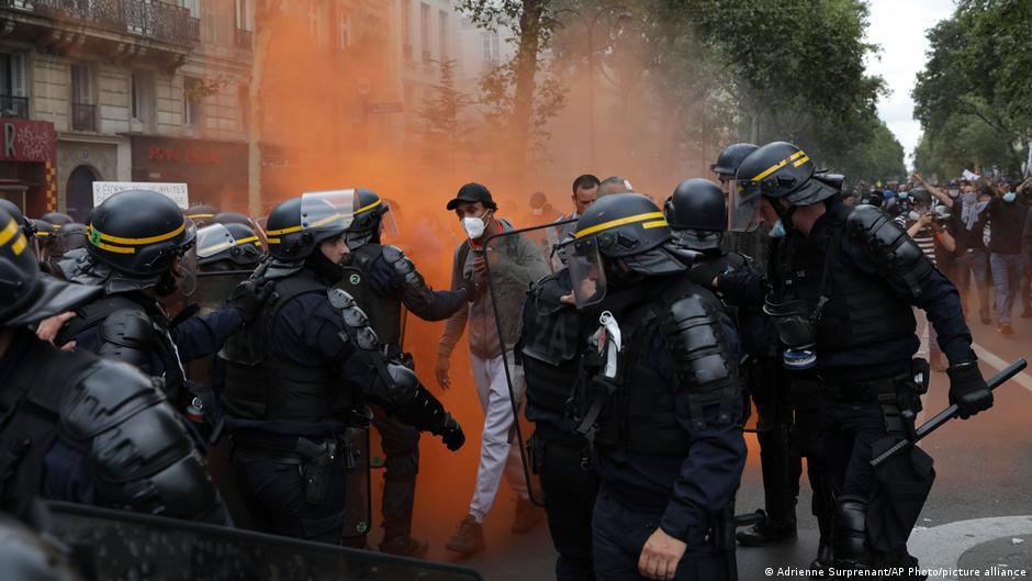 法國反健康通行證十萬人抗議 德國禁止反封鎖遊行 | 華視新聞