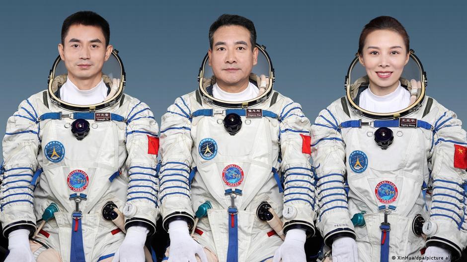中國神舟十三號將升空  首位女航天員「太空行走」 | 華視新聞