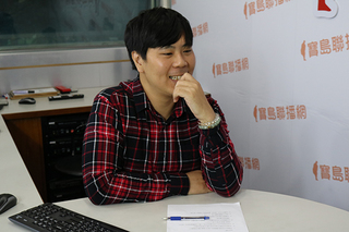 【人物專訪】寶島新聲電台DJ邵大倫：希望透過廣播把母語意識傳播到台灣各個角落