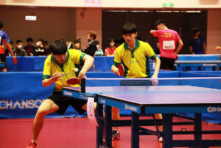 全桌賽首闖四強　黎氏兄弟盼披國手戰袍