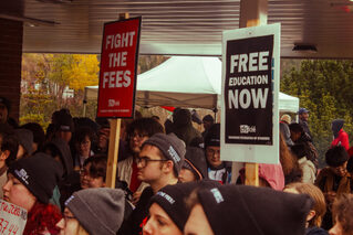 加國大學生上街倡教育普及化　「全國行動日」抗高昂學費