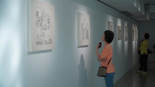 融東西方元素　翁榛羚藉腐蝕手法呈當代價值觀